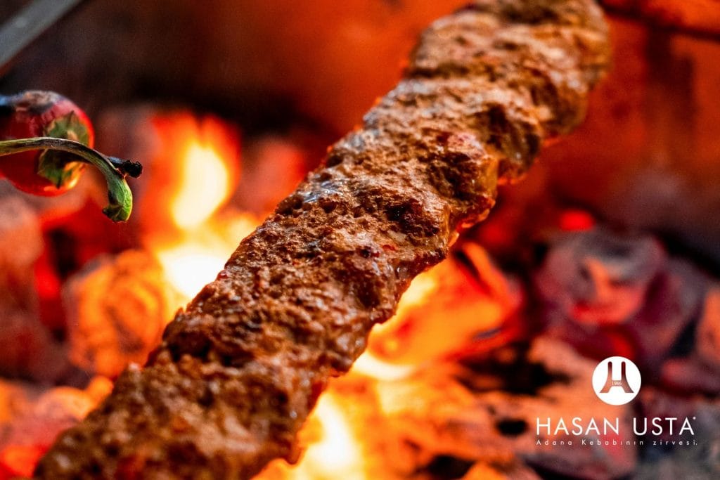 2- Hasan Usta Adana Kebap Tarifleri ve Çeşitleri 2 Hasan Usta Kömürde Adana Kebap